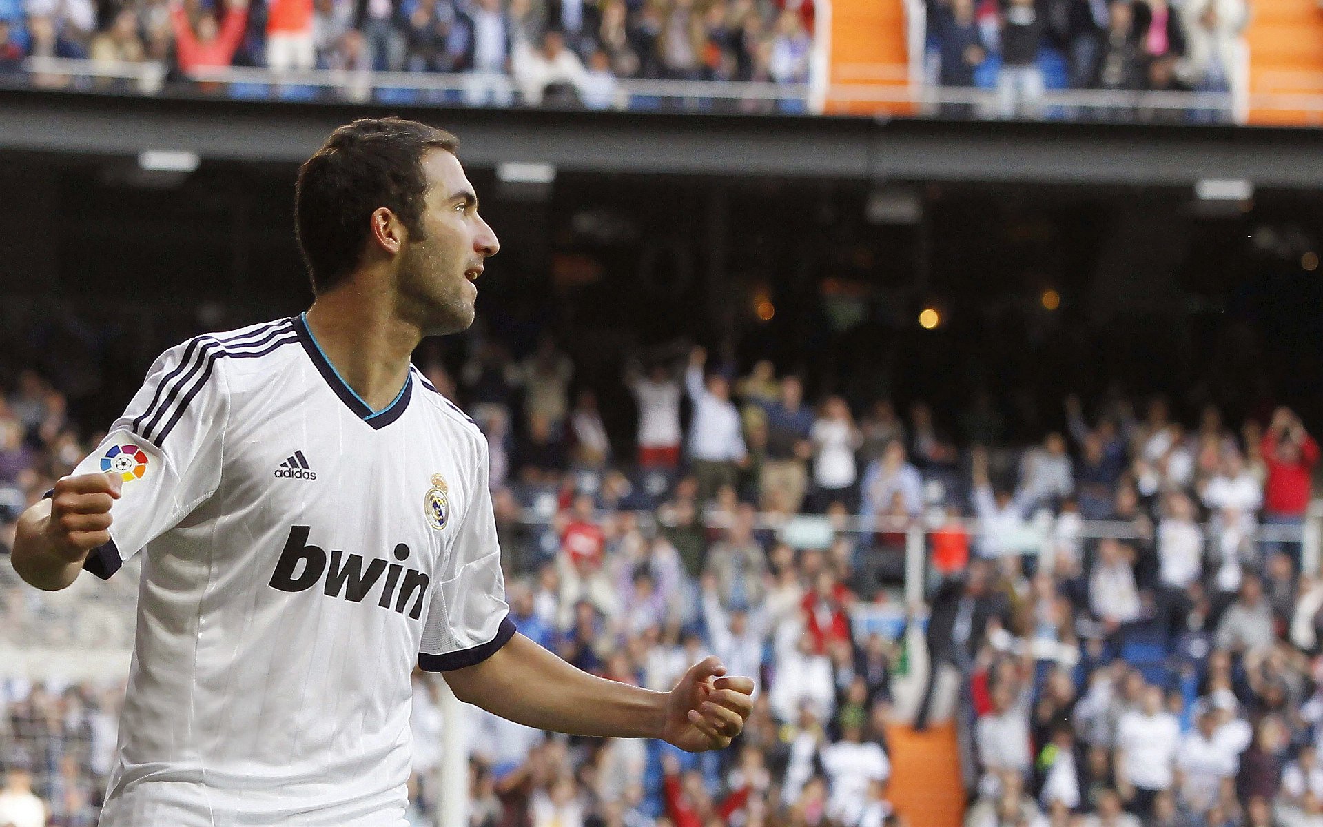 赛尔·阿尔斯塔：强硬的身体对抗和精准的抢断让南非队无人能敌