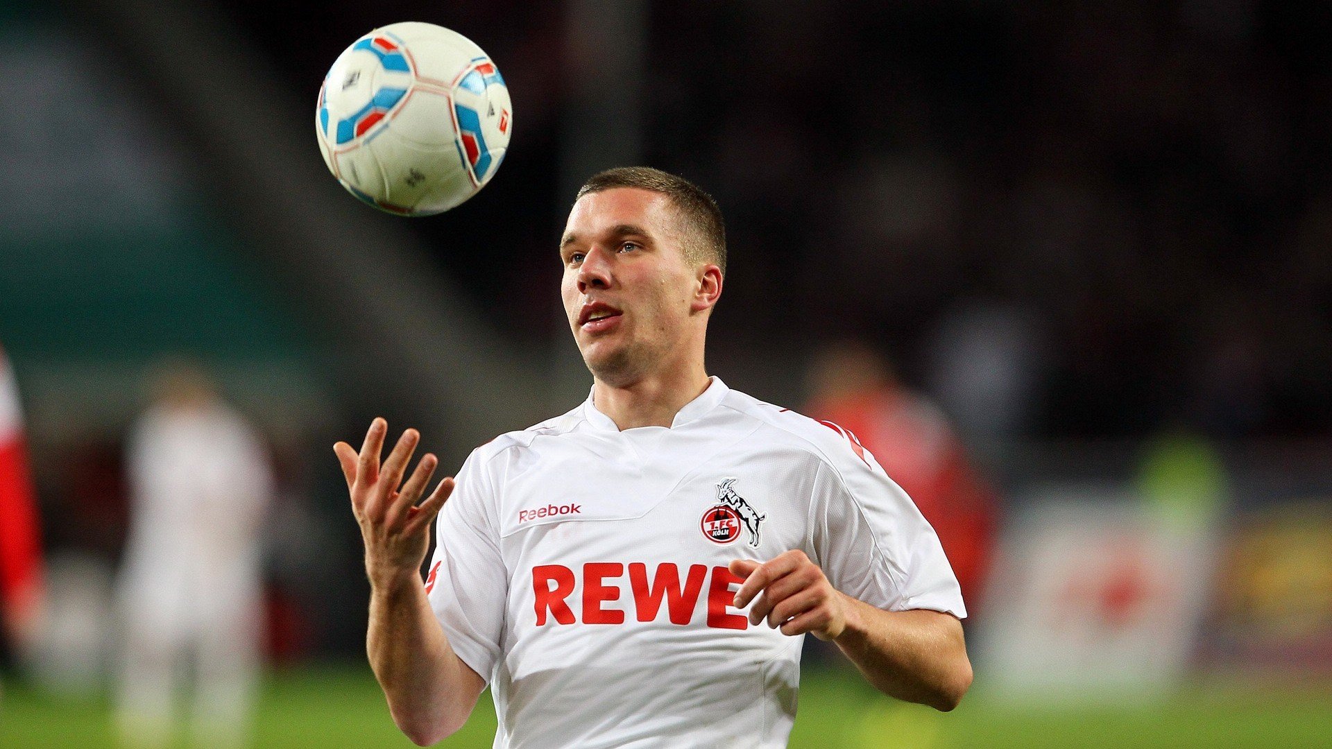 _湖人逐步走出低谷，逐渐迎来反弹_，“湖人”